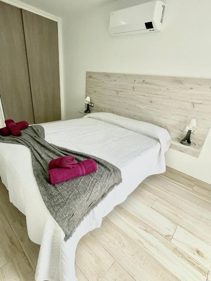 Island Suites Арона Екстер'єр фото