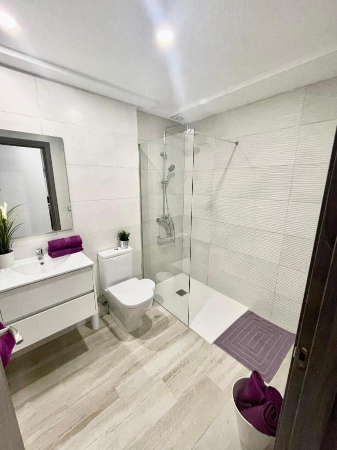Island Suites Арона Екстер'єр фото