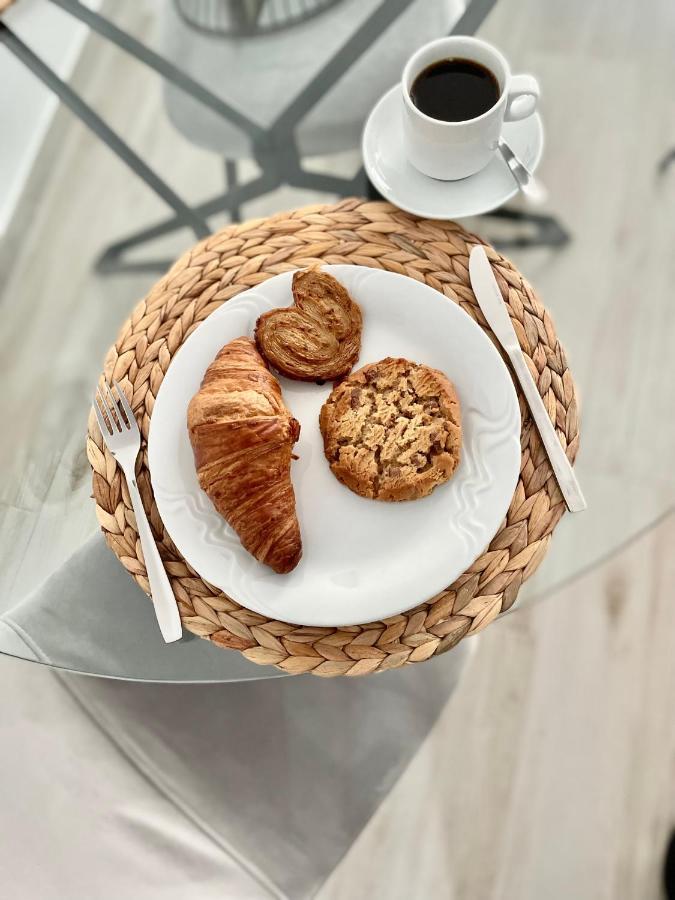 Island Suites Арона Екстер'єр фото