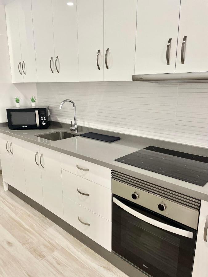 Island Suites Арона Екстер'єр фото